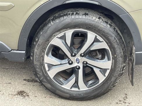 Certified 2022 Subaru Outback Limited XT image 11