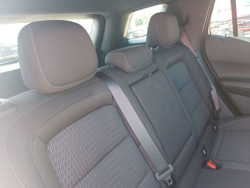 Used 2026 Chevrolet Equinox LT FWD image 11