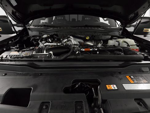 Used 2025 Ford F250 Platinum image 41