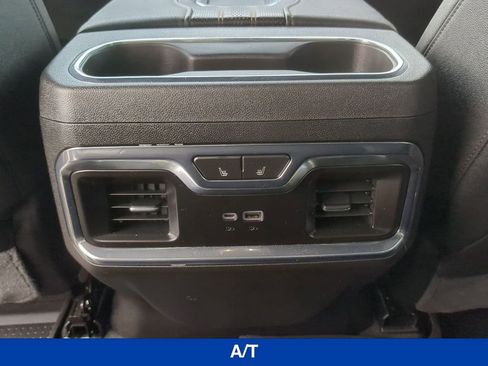 Certified 2022 Chevrolet Silverado 1500 High Country w/ High Country Premium Package AWD/4WD image 18