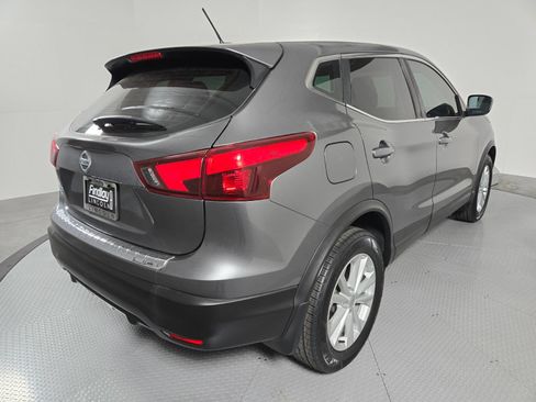 Used 2017 Nissan Rogue Sport S w/ S Appearance Package FWD image 4