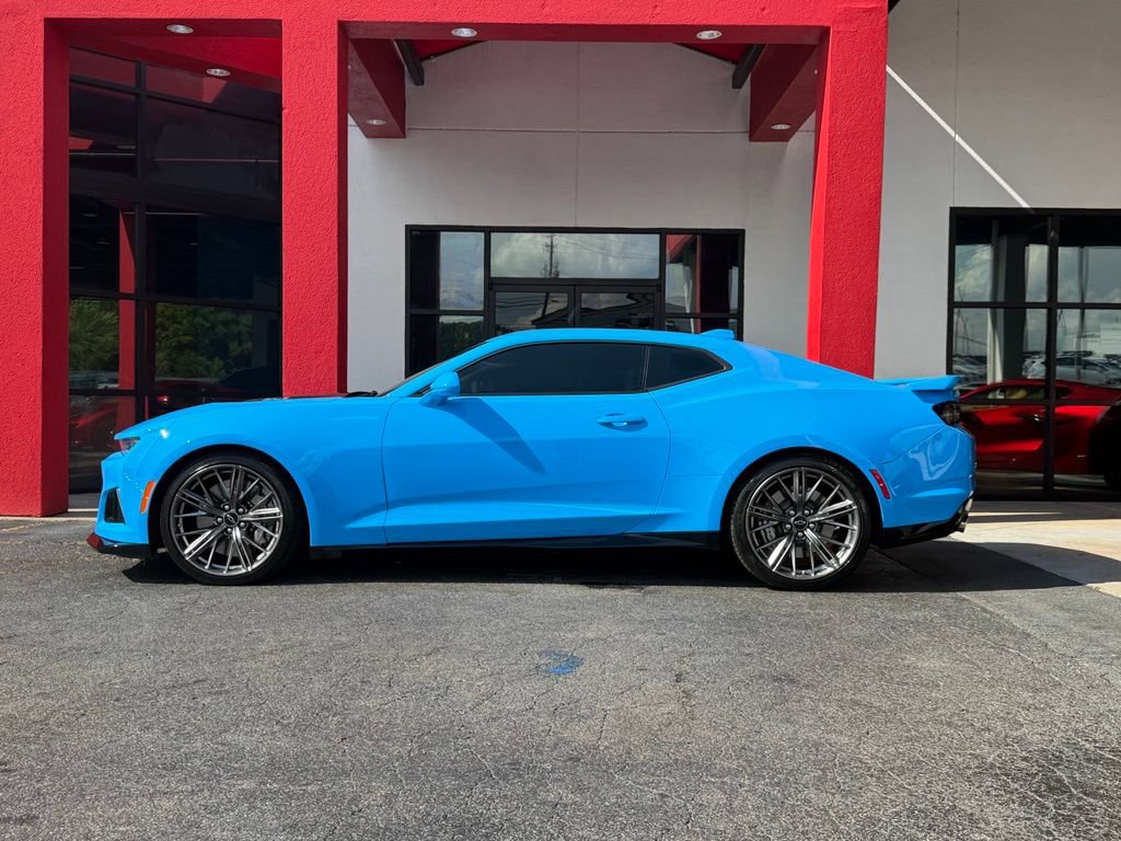 Used 2023 Chevrolet Camaro ZL1 RWD image 8