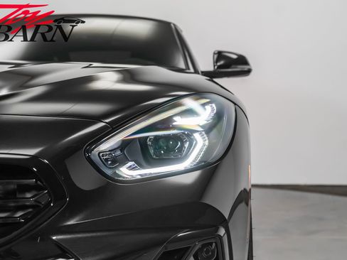 Used 2025 BMW Z4 M40i w/ Edition image 18