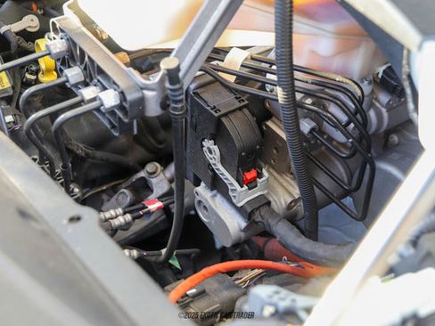 Used 2021 Ford F150 Lariat w/ Equipment Group 502A High image 20