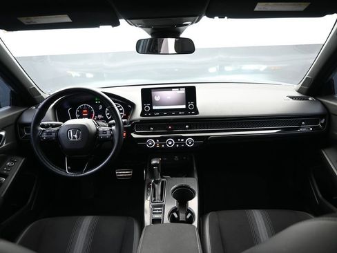 Used 2023 Honda Civic Sport image 19