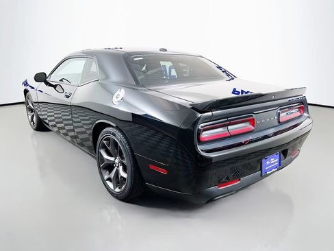 Used 2019 Dodge Challenger R/T RWD image 6