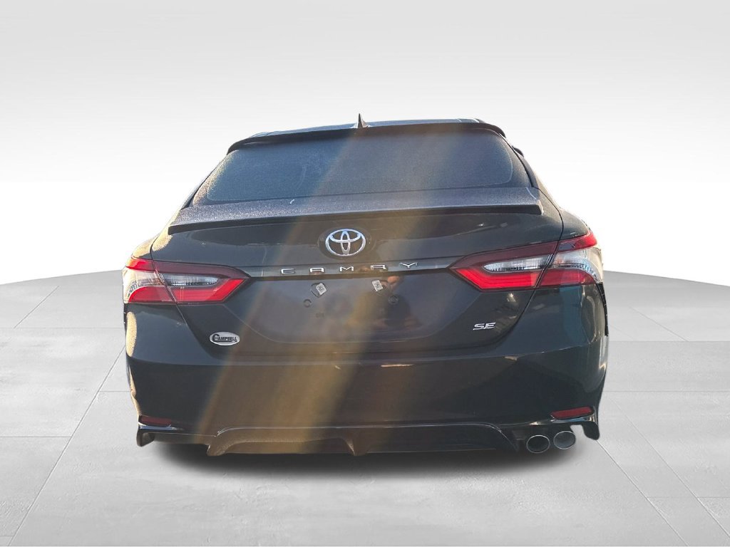 Used 2024 Toyota Camry SE FWD image 8