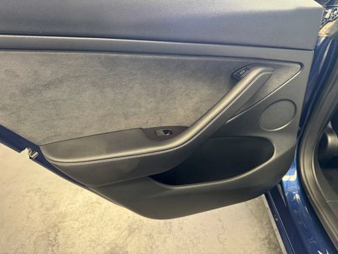 Used 2023 Tesla Model 3 Standard Range RWD image 12