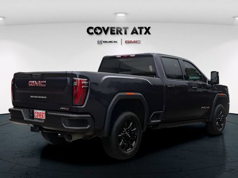 Used 2024 GMC Sierra 2500 AT4 w/ AT4 Premium Plus Package AWD/4WD image 7