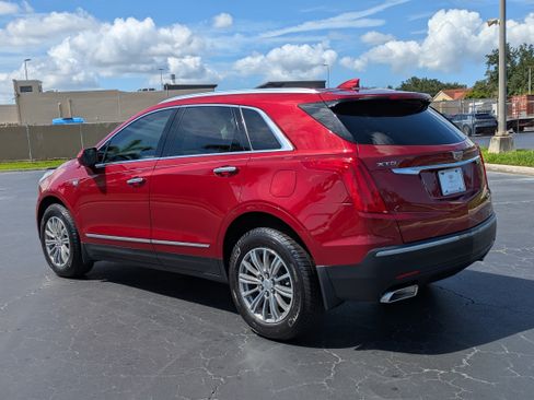Used 2019 Cadillac XT5 Luxury FWD image 4