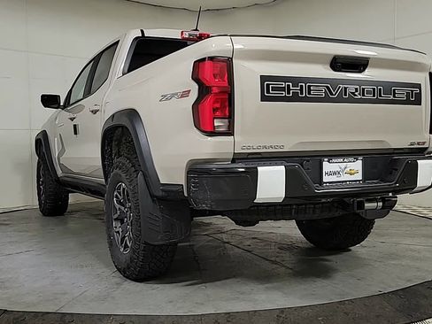 New 2026 Chevrolet Colorado ZR2 w/ LPO, Utility Wall Package image 6