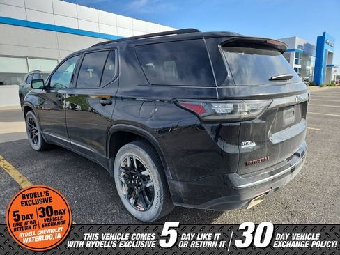 Used 2020 Chevrolet Traverse Premier w/ Redline Edition AWD/4WD image 3