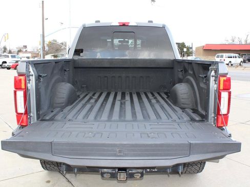 Used 2021 Ford F250 Platinum w/ FX4 Off-Road Package image 10