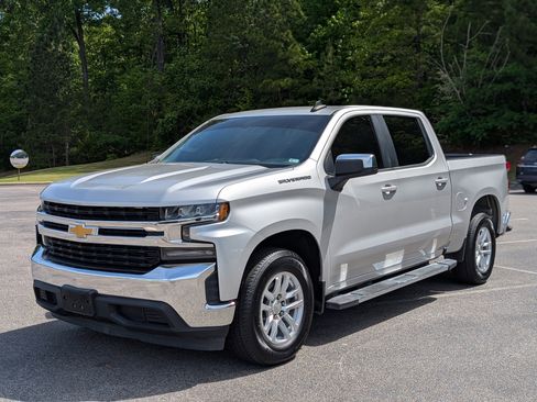 Used 2020 Chevrolet Silverado 1500 LT w/ All-Star Edition image 5