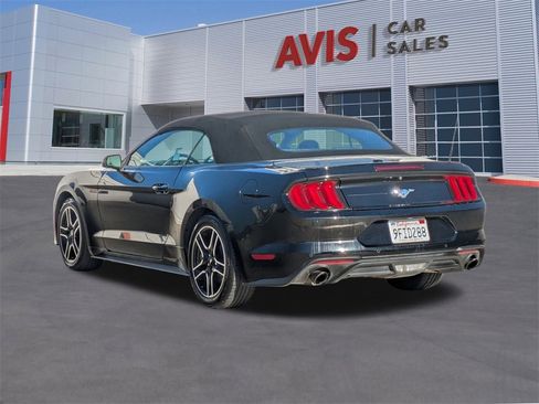 Used 2023 Ford Mustang Premium image 9