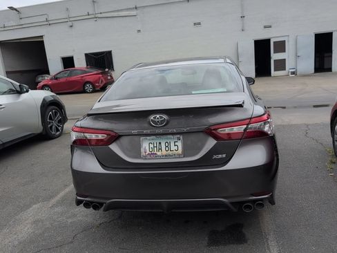 Used 2018 Toyota Camry XSE FWD image 6