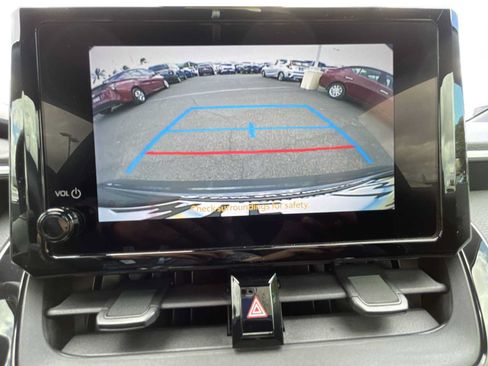 Used 2024 Toyota Corolla SE FWD image 22