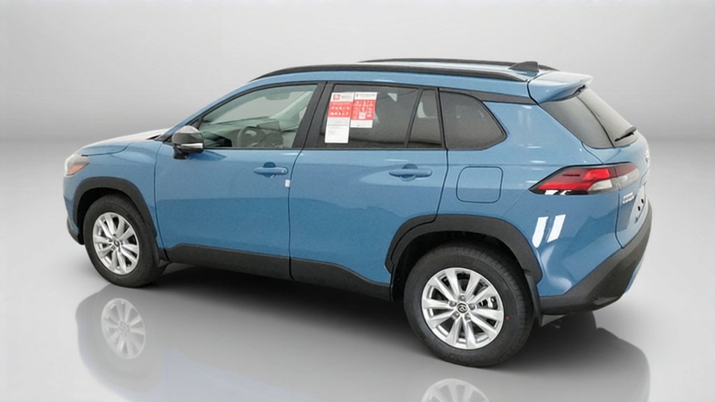 New 2026 Toyota Corolla Cross LE FWD image 7