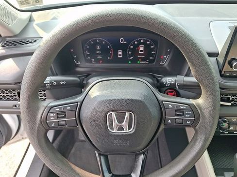 Used 2023 Honda Accord EX image 19