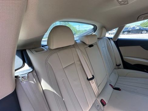 Used 2022 Audi A5 2.0T Premium Plus w/ Premium Plus AWD/4WD image 9