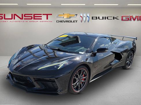 Certified 2023 Chevrolet Corvette Stingray Premium Conv w/ Z51 Performance Package RWD image 8