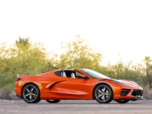 Used 2021 Chevrolet Corvette Stingray Premium Cpe w/ Z51 Performance Package RWD image 21
