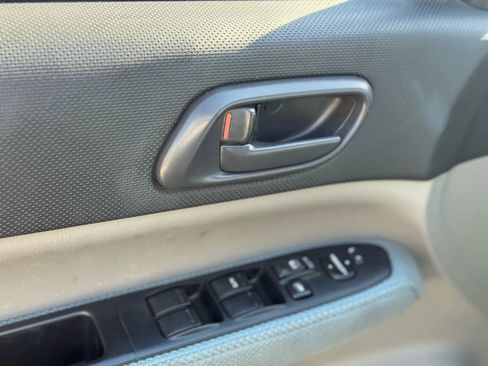 Used 2005 Subaru Forester 2.5X image 11