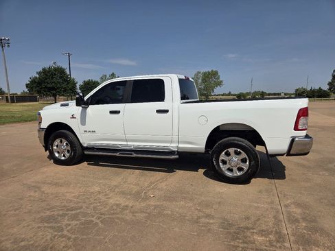 Used 2024 RAM 2500 Big Horn w/ Off Road Package AWD/4WD image 5