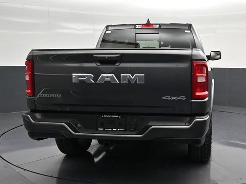 Used 2025 RAM 1500 Big Horn AWD/4WD image 2