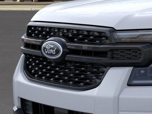 New 2025 Ford Ranger Lariat w/ FX4 Off-Road Package image 17