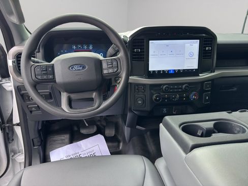 Used 2024 Ford F150 XL RWD image 17