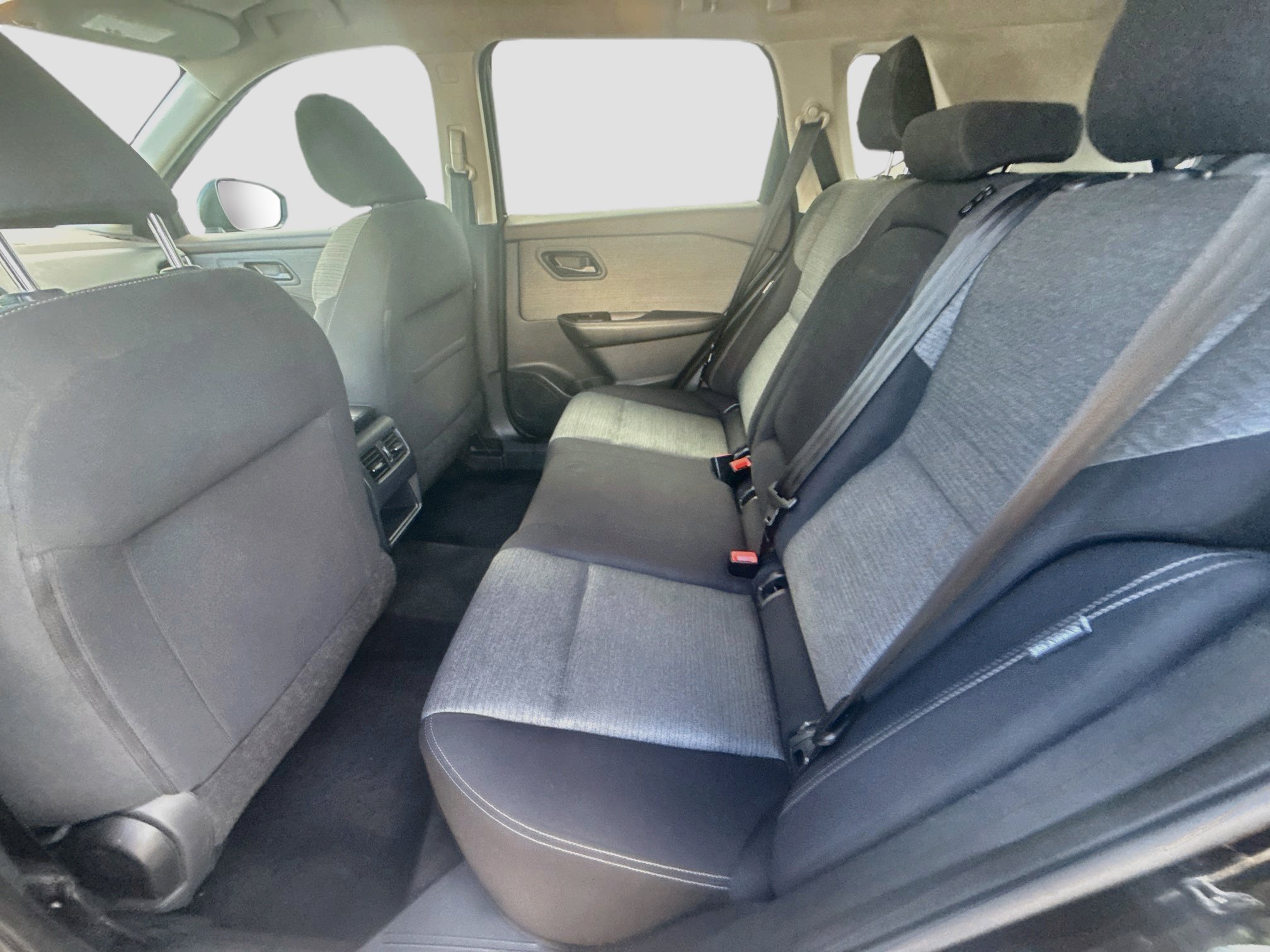 Used 2021 Nissan Rogue S FWD image 21