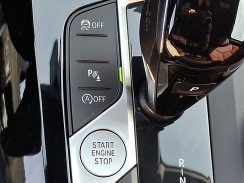 Certified 2023 BMW X4 xDrive30i w/ Premium Package image 28