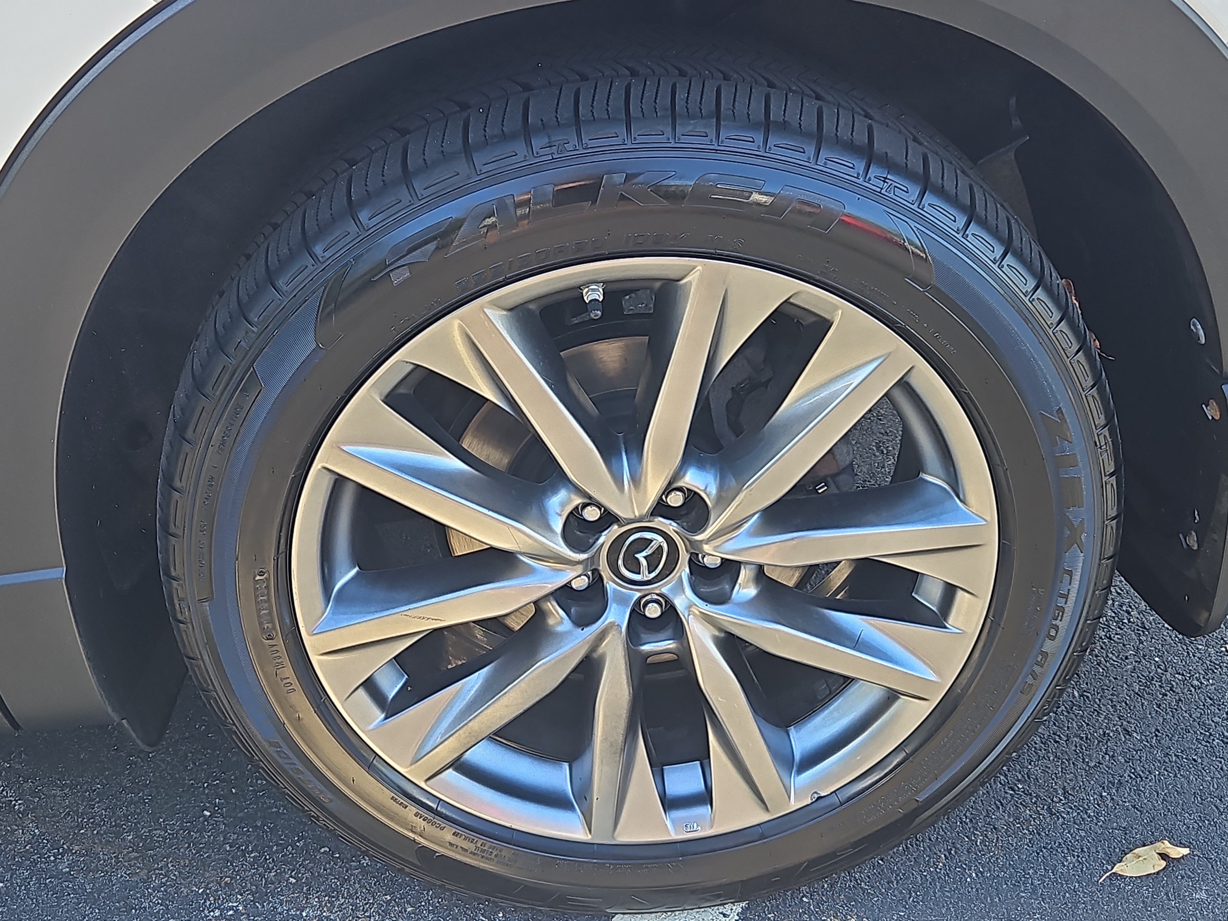 Used 2019 MAZDA CX-9 Signature AWD/4WD image 29