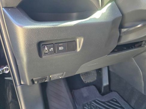 Used 2023 Toyota RAV4 LE AWD/4WD image 27