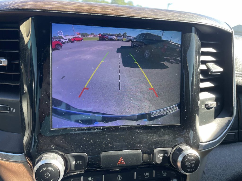 Used 2019 RAM 1500 Laramie AWD/4WD image 48