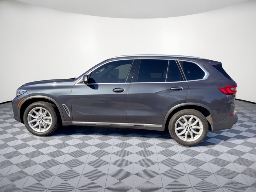 Used 2021 BMW X5 xDrive40i w/ Convenience Package AWD/4WD image 2