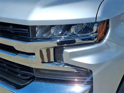 Used 2020 Chevrolet Silverado 1500 LT w/ Texas Edition image 13