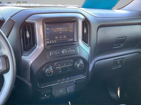 Used 2020 Chevrolet Silverado 2500 Custom w/ Custom Value Package AWD/4WD image 13