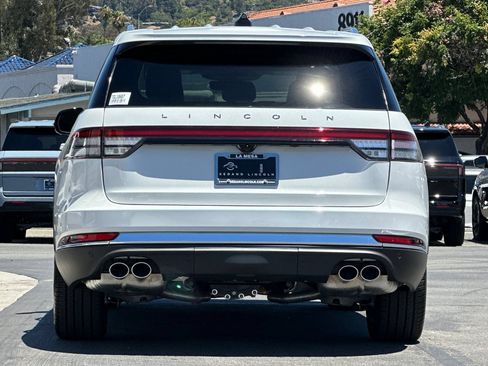 New 2026 Lincoln Aviator Reserve w/ Illumination Package RWD image 4