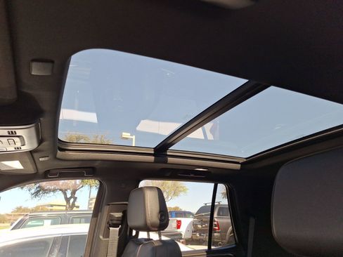 Used 2024 Chevrolet Tahoe RST w/ Luxury Package image 29