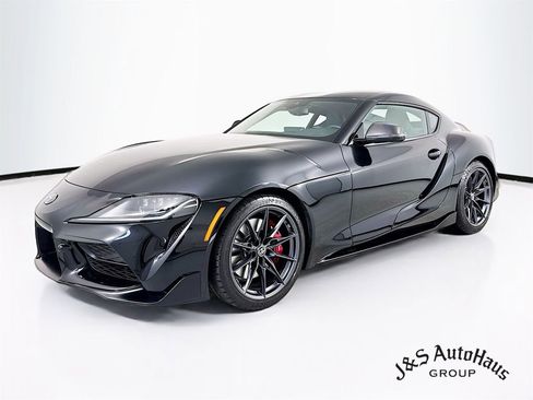Used 2026 Toyota Supra Premium w/ Driver Assist Package image 3