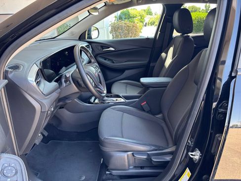 Used 2025 Buick Encore GX Preferred AWD/4WD image 27