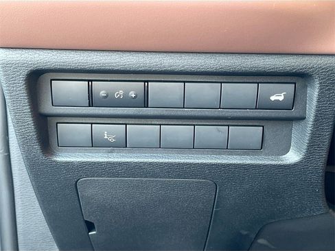 New 2025 Mitsubishi Outlander SEL image 10