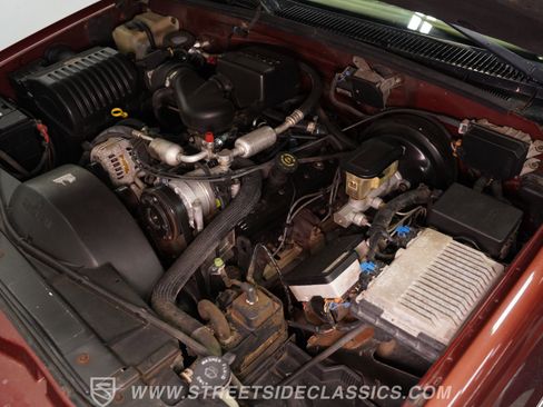 Used 1998 GMC Sierra 1500 2WD Extended Cab w/ Imagemax Pkg image 31