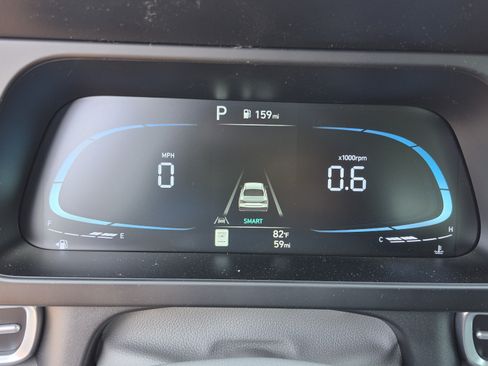 New 2026 Hyundai Elantra Sport FWD image 32