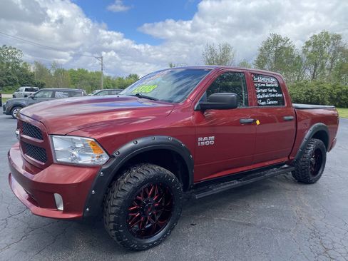 Used 2014 RAM 1500 Express AWD/4WD image 1