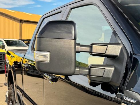 Used 2023 Ford F250 Lariat w/ Tremor Off-Road Package image 43