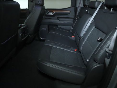 Used 2023 GMC Sierra 1500 Denali w/ Technology Package AWD/4WD image 14