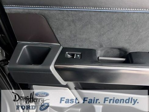 New 2026 Ford F250 Platinum image 32